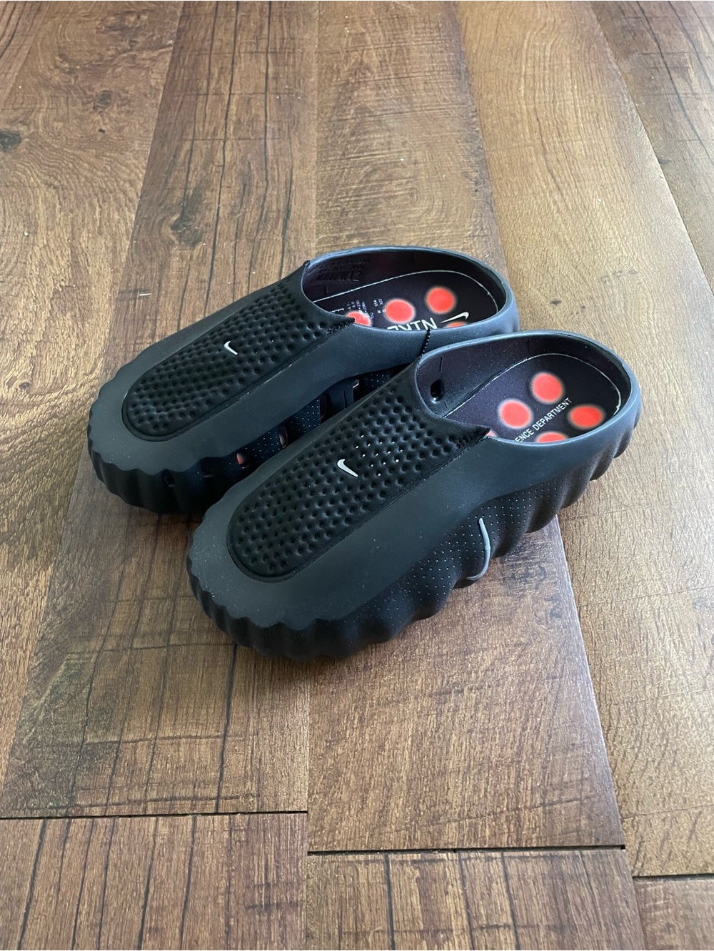 NIKE 001 MIND BLAKC MULES SIZE 11